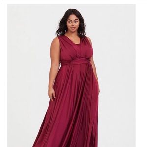 Torrid red convertible maxi dress